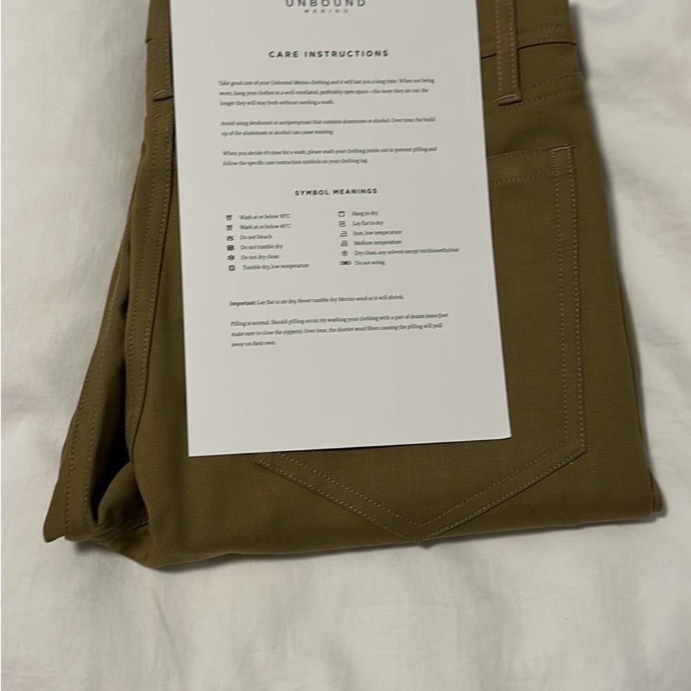 Unbound Marino - Slim Merino Travel Pants